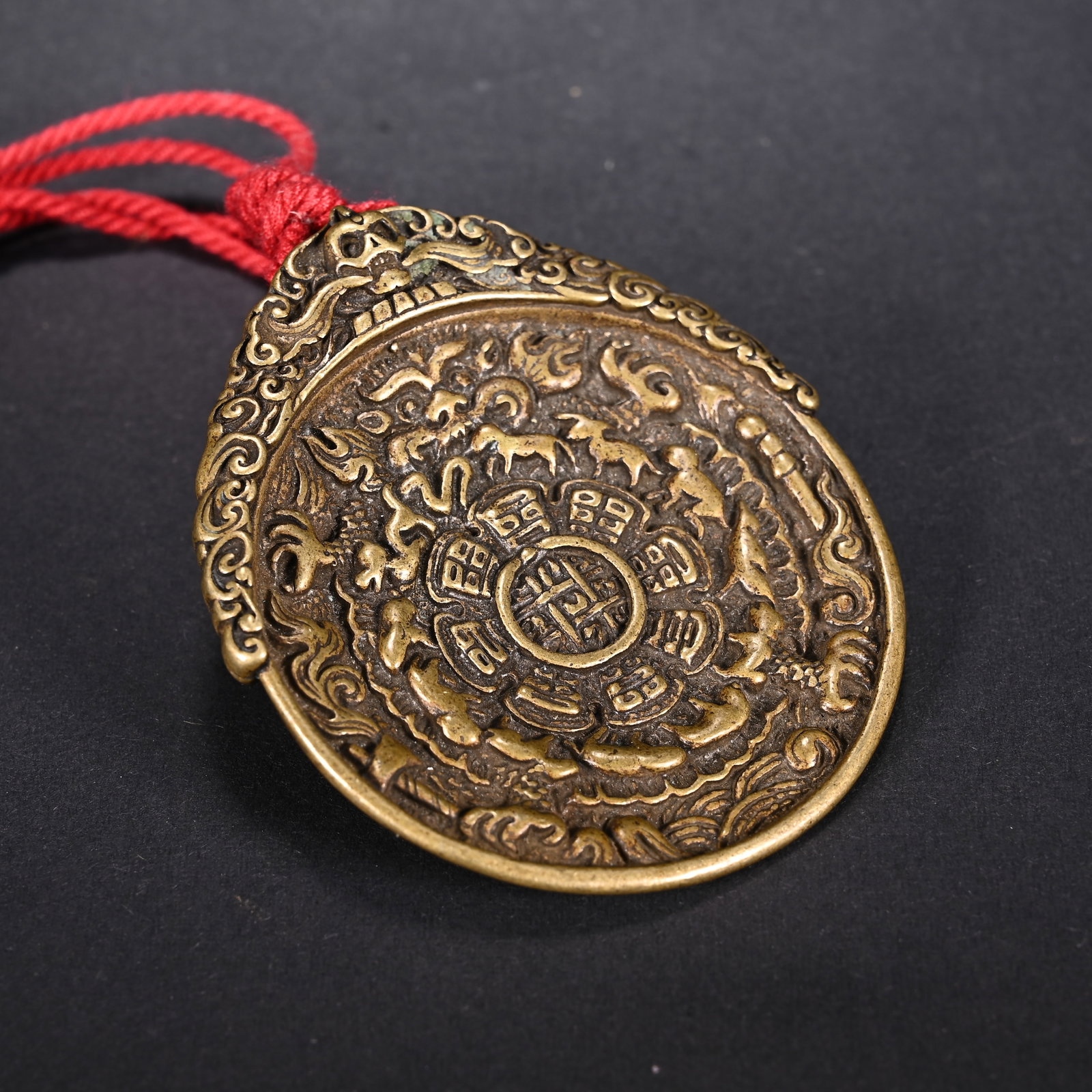 An Exquisite Bronze Trigram Pattern Pendant - 8