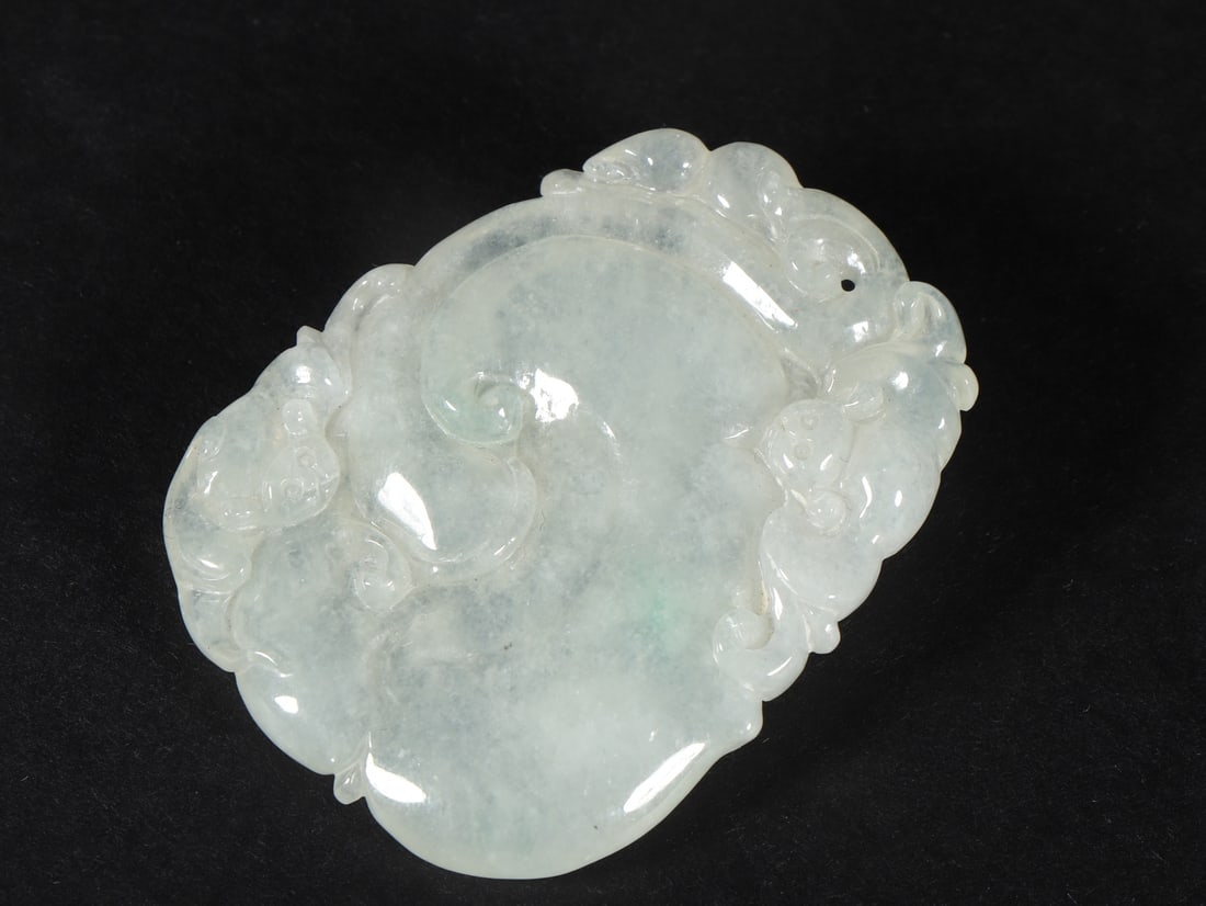 An Exquisite Jadeite Bats Pattern Ganoderma lucidum Pendant - 9
