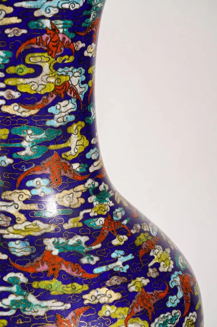An Exquisite Cloisonne Seawater Pattern Bats Pattern Vase - 4