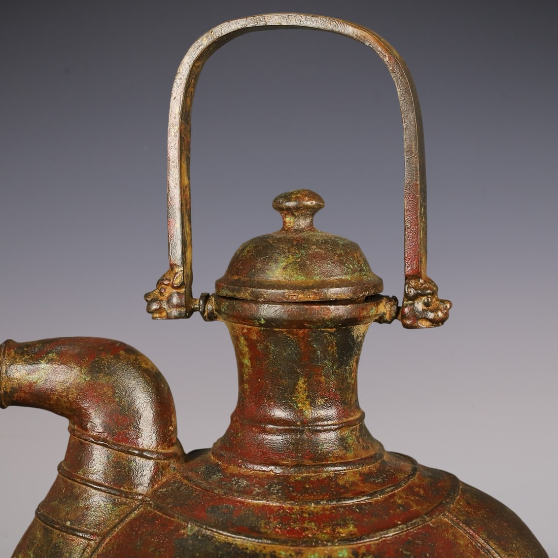 An Archaic Bronze Bird-Shaped Loop-Handled Pot - 2