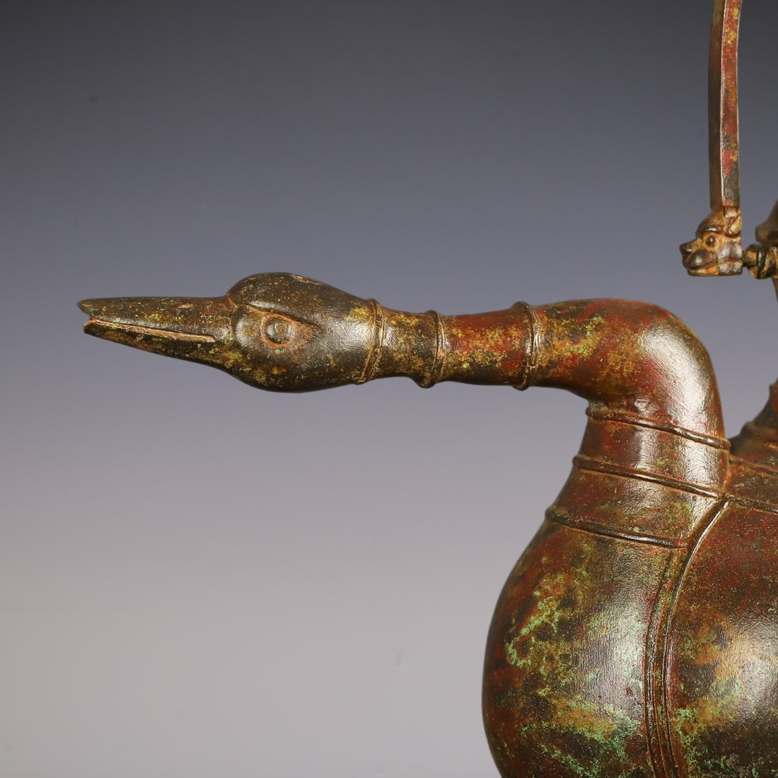 An Archaic Bronze Bird-Shaped Loop-Handled Pot - 3