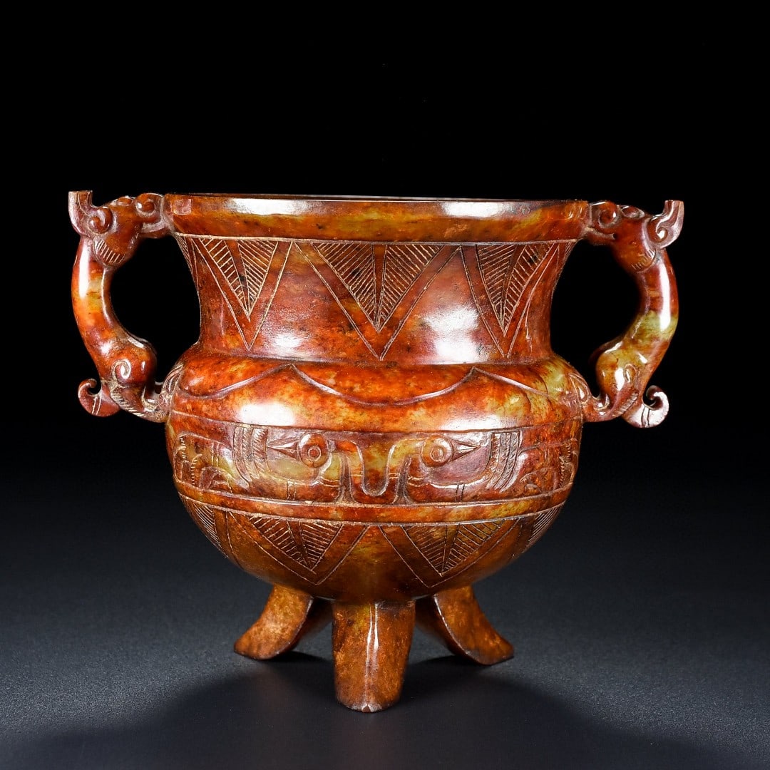 An Exquisite White Jade Bird Pattern Dragon-Ears Tripod Censer (1 of 9)