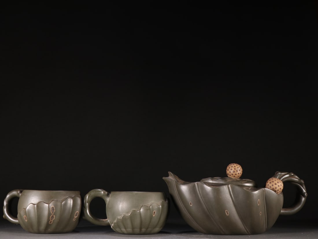 A Set of Fine Purple Sands Teaware: A Set of Fine Purple Sands Teaware,Qing Dynasty,China,With
