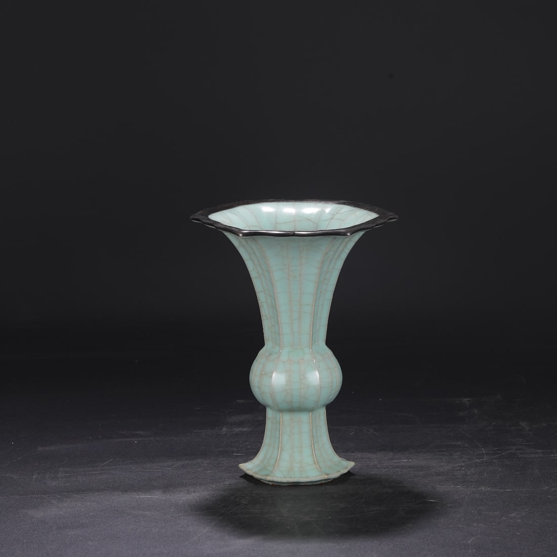 An Exquisite Guan yao Celadon Glazed Cover with Silver Vase,With an Imperial Poem by Emperor: An Exquisite Guan yao Celadon Glazed Cover with Silver Vase,With an Imperial Poem by Emperor Qianlong,Song Dynasty, China,Size:9.4inx7.1in官窑青釉银口瓶,ñ