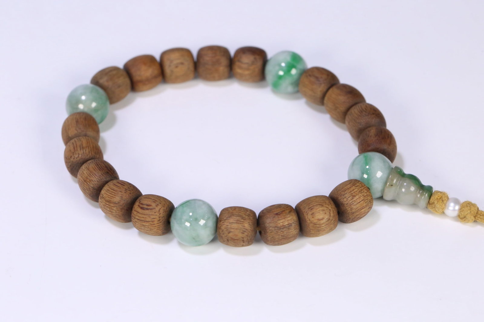 An Exquisite Eaglewood Bracelets,With Jadeite - 3