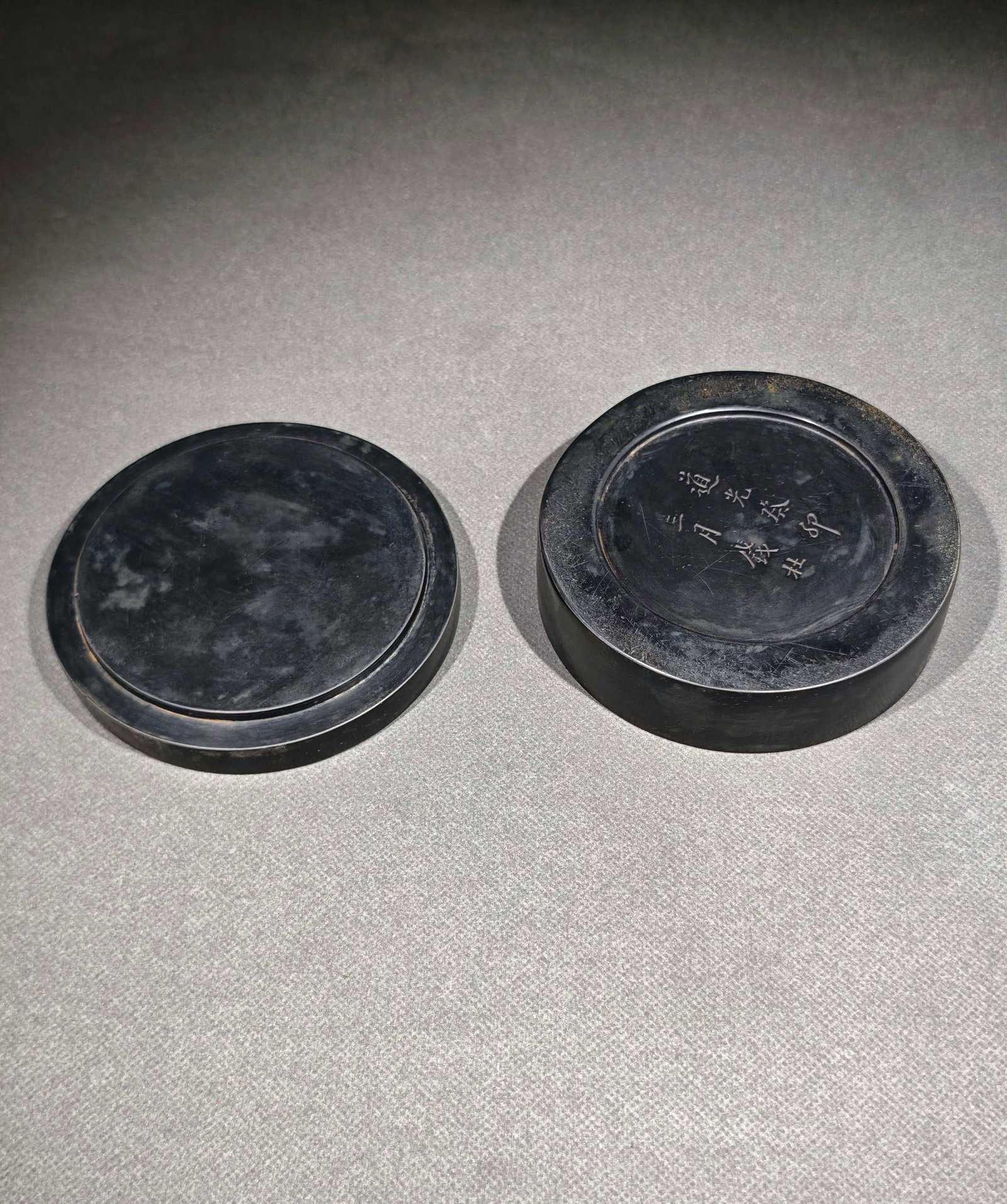 An Exquisite Fish Pattern Inkstone - 9
