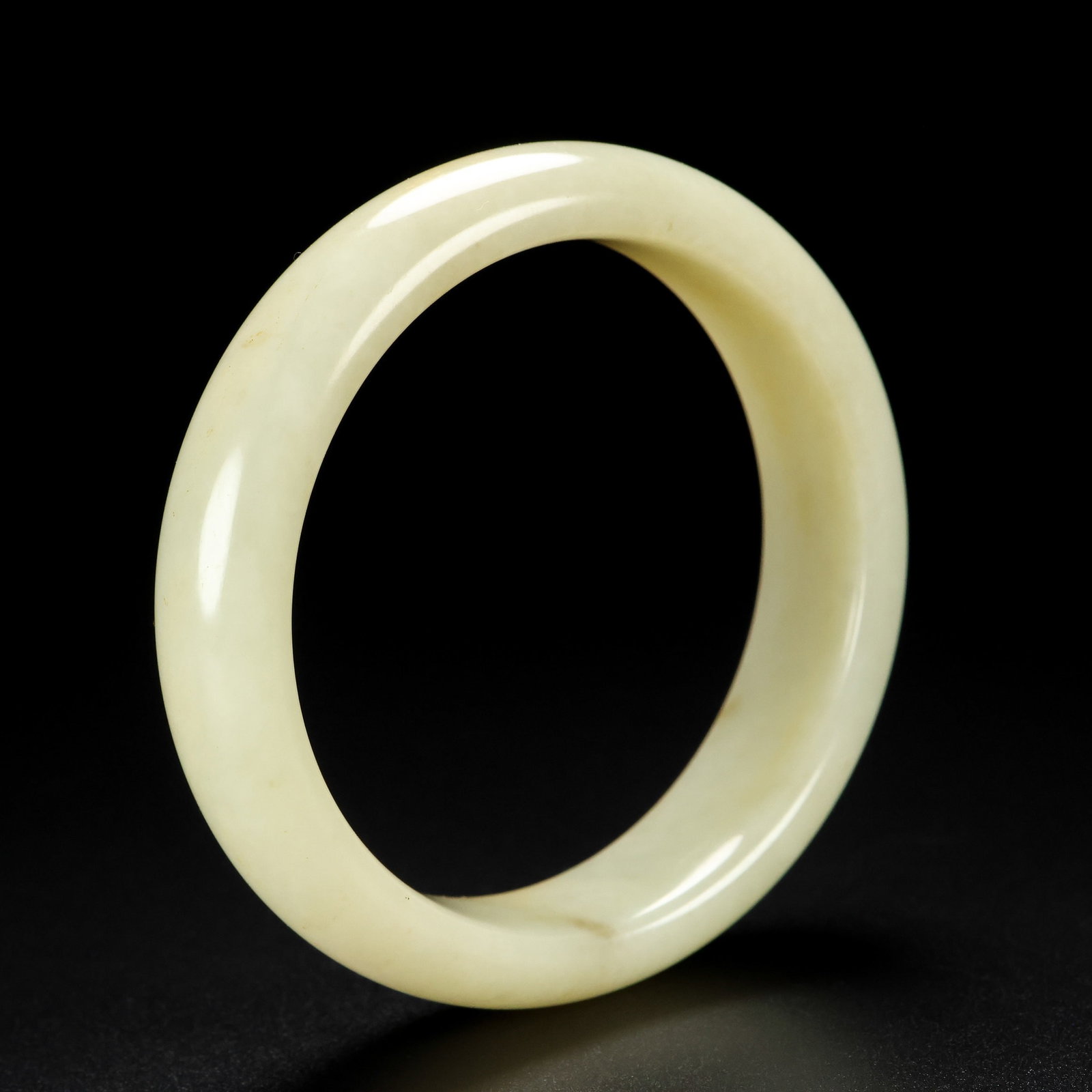An Exquisite White Jade Bracelets - 2