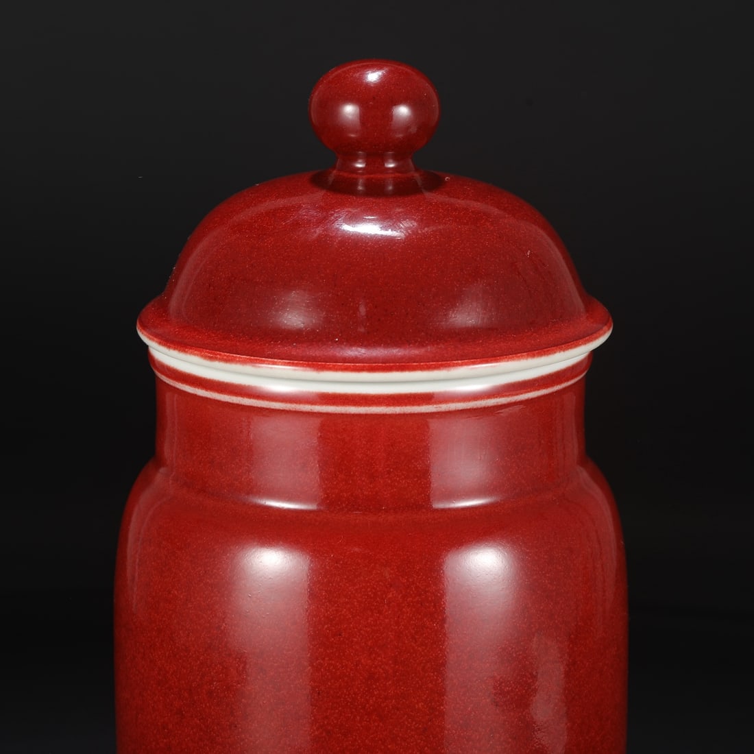 A Rare Ruby red-Glazed Jar with Cover - 2