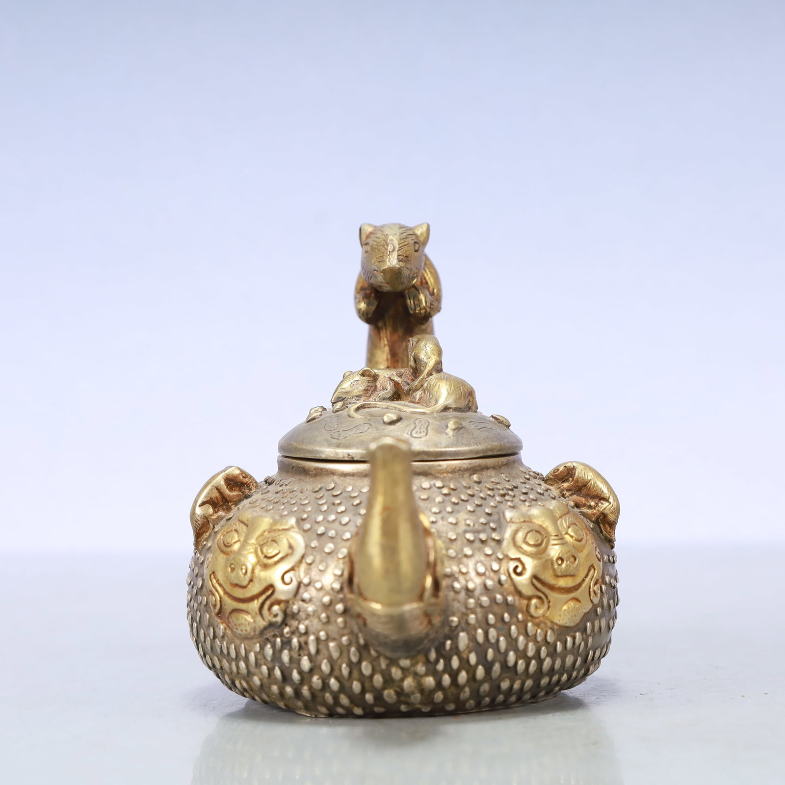 A Exquisite Gilt Silver Beast-Face Pattern Teapot - 3