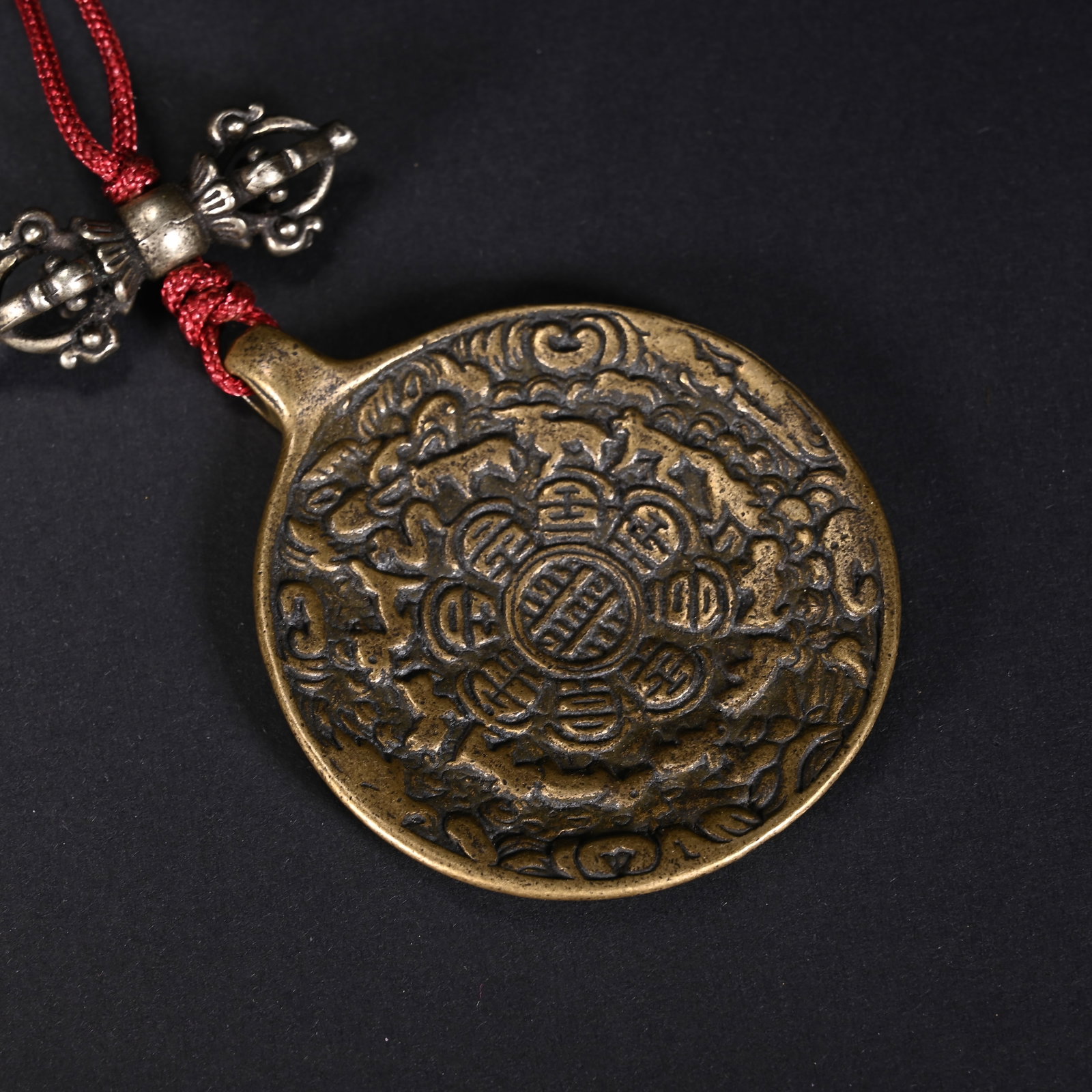 An Exquisite Bronze Trigram Pattern Pendant - 3