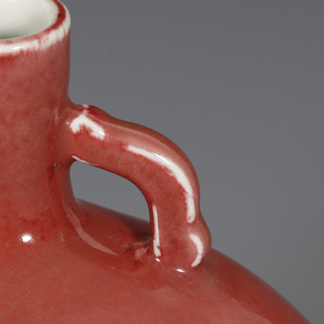 An Exquisite Ruby red-Glazed Double-Ears Vase - 6