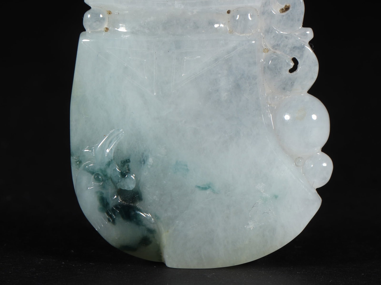 An Exquisite Jadeite Auspicious Beast Pattern Pendant - 3