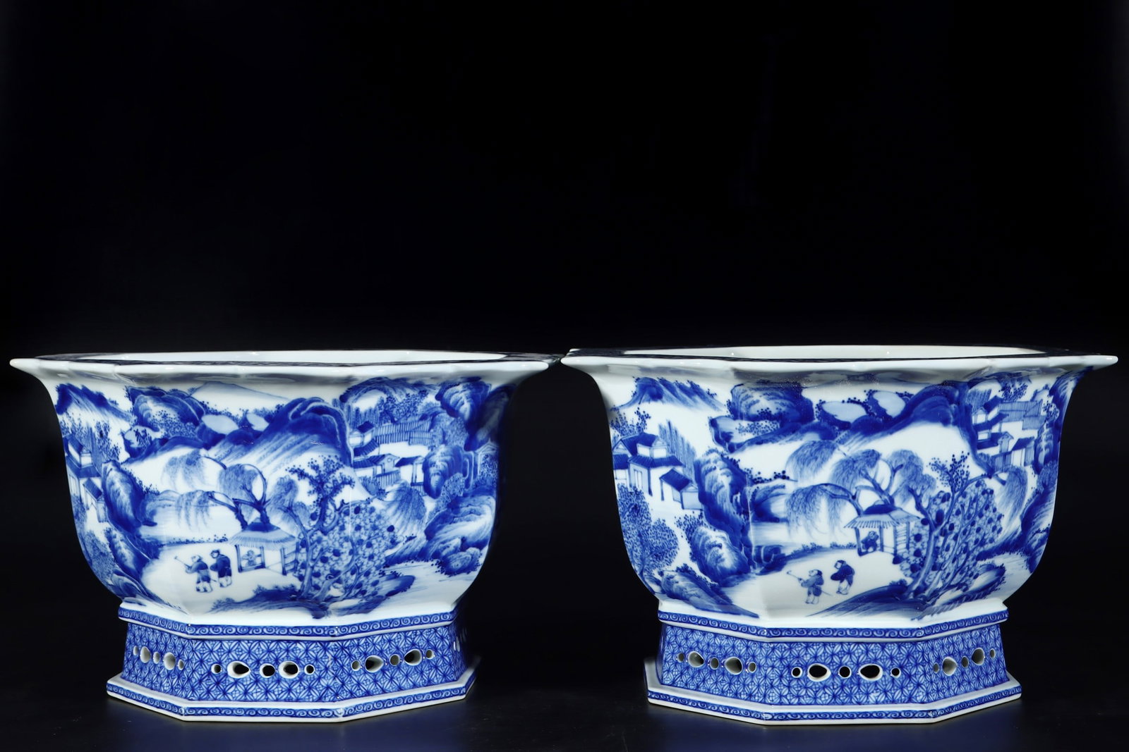 A Pair of Rare Blue and White Landscape and Figure Pattern Basins: A Pair of Rare Blue and White Landscape and Figure Pattern Basins,Qing Dynasty, China,Qianlong Four-character