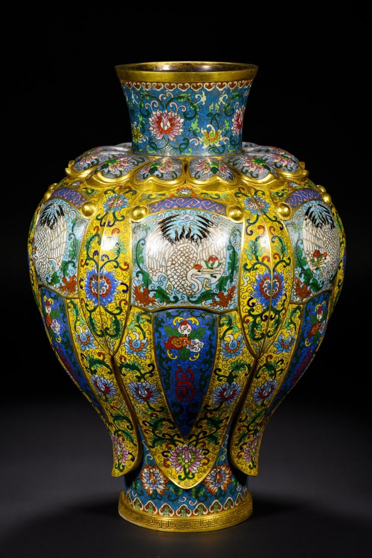 An Exquisite Cloisonne Lotus Pattern Crane Pattern Vase - 6