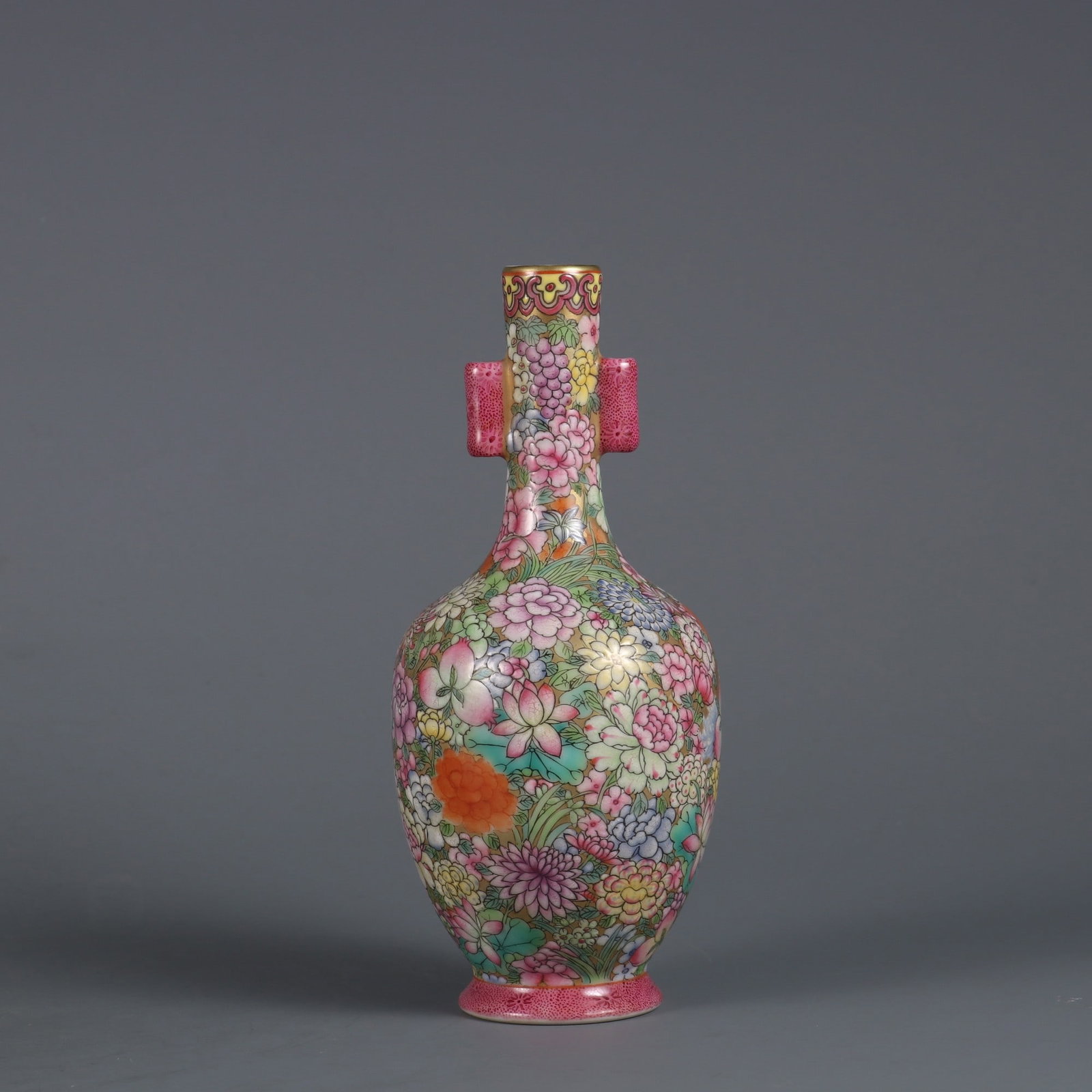An Exquisite Gold Ground Famille-Rose Painted Gold Flower Pattern Double-Ears Vase: An Exquisite Gold Ground Famille-Rose Painted Gold Flower Pattern Double-Ears Vase,Qing Dynasty, China,Qianlong Four-character