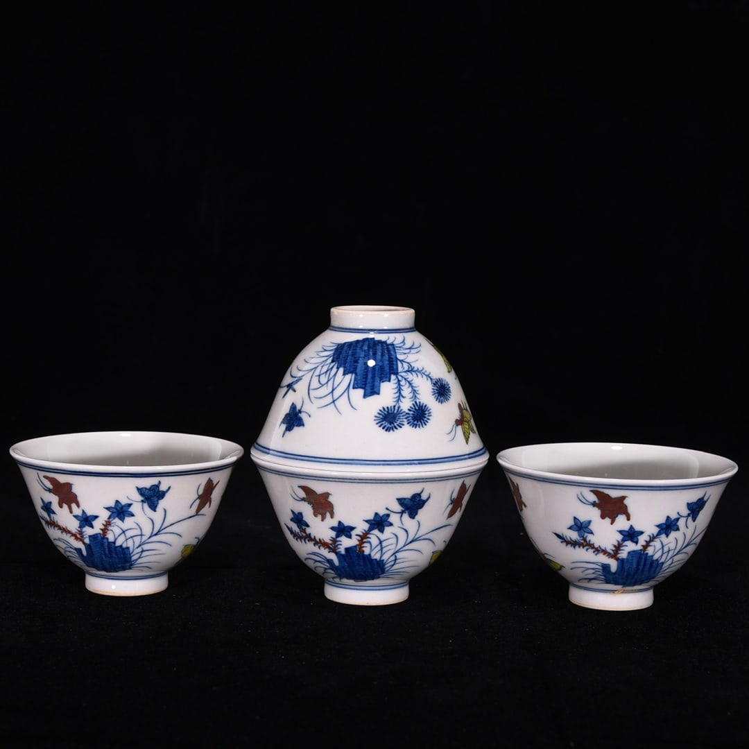 A Set of Fine Blue and White Doucai Flower and Butterfly Pattern Cups: A Set of Fine Blue and White Doucai Flower and Butterfly Pattern Cups,Ming Dynasty, China,Chenghua Six-character