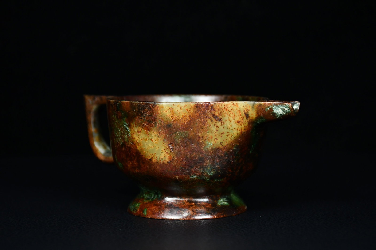 An Exquisite White Jade Cup - 2