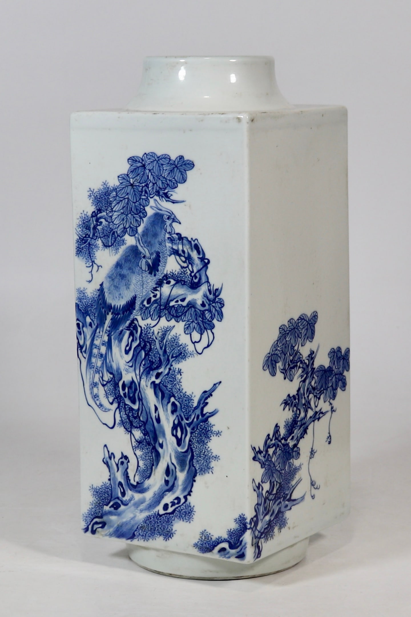 A Rare Blue and White Flower and Bird Pattern Vase: A Rare Blue and White Flower and Bird Pattern Vase,Qing Dynasty, China,With