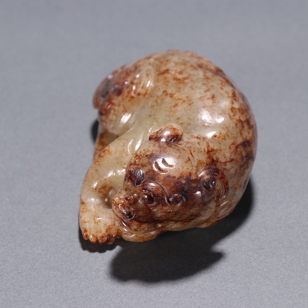 An Exquisite White Jade Auspicious Beast Ornament - 3