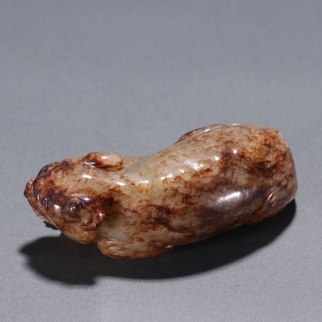 An Exquisite White Jade Auspicious Beast Ornament - 4