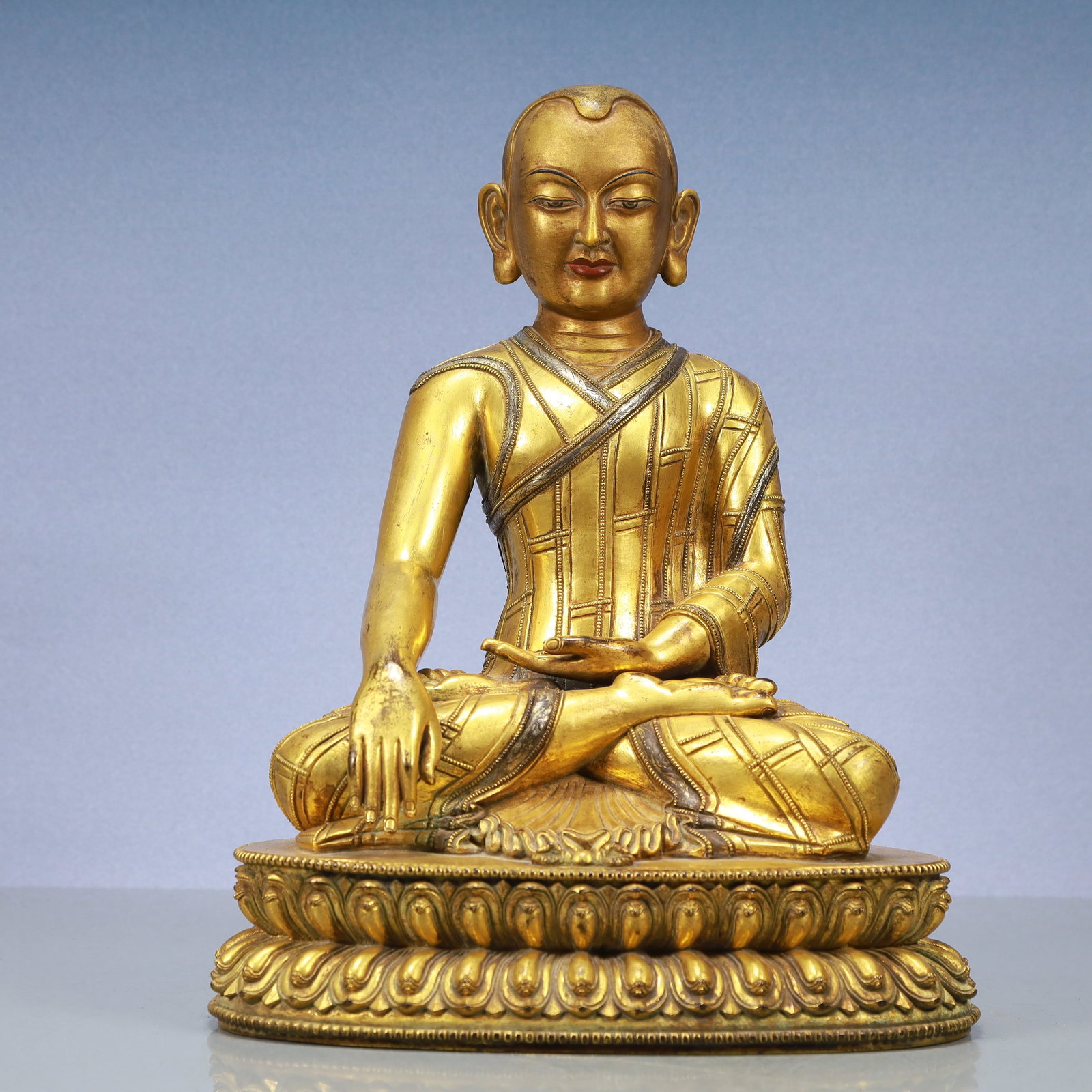 A Exquisite Gilt Bronze Statue of Guru (1 of 9)