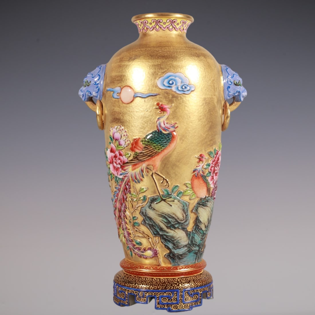 An Exquisite Enamel Gold Ground Flower and Bird Pattern Lion-Ears Vase: An Exquisite Enamel Gold Ground Flower and Bird Pattern Lion-Ears Vase,Qing Dynasty, China,Qianlong Six-character Mark,Size:8.7inx4.7in珐琅彩金地花鸟纹&