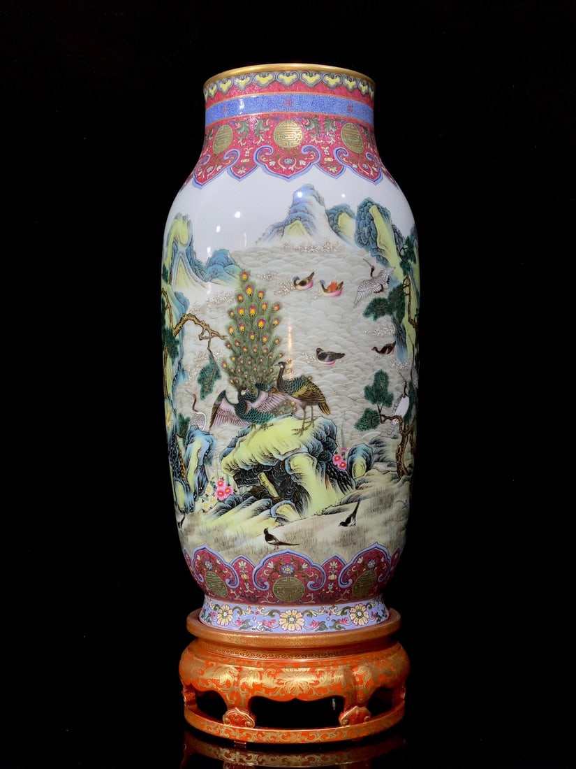 A Huge Iron-Red Famille-Rose Painted Gold Seawater Bird Pattern Vase,With Base: A Huge Iron-Red Famille-Rose Painted Gold Seawater Bird Pattern Vase,With Base,Qing Dynasty,China,Qianlong Six-character