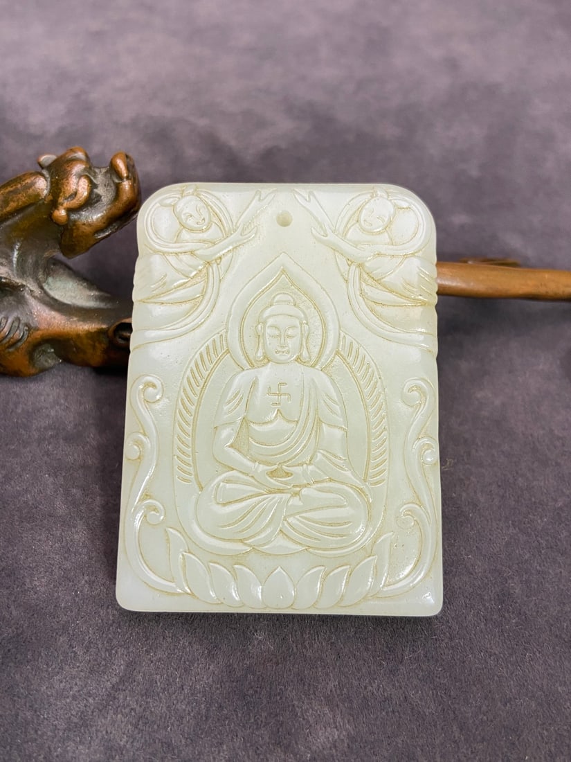 An Exquisite White Jade Buddha Statue Lion Pattern Pendant: An Exquisite White Jade Buddha Statue Lion Pattern Pendant,Qing