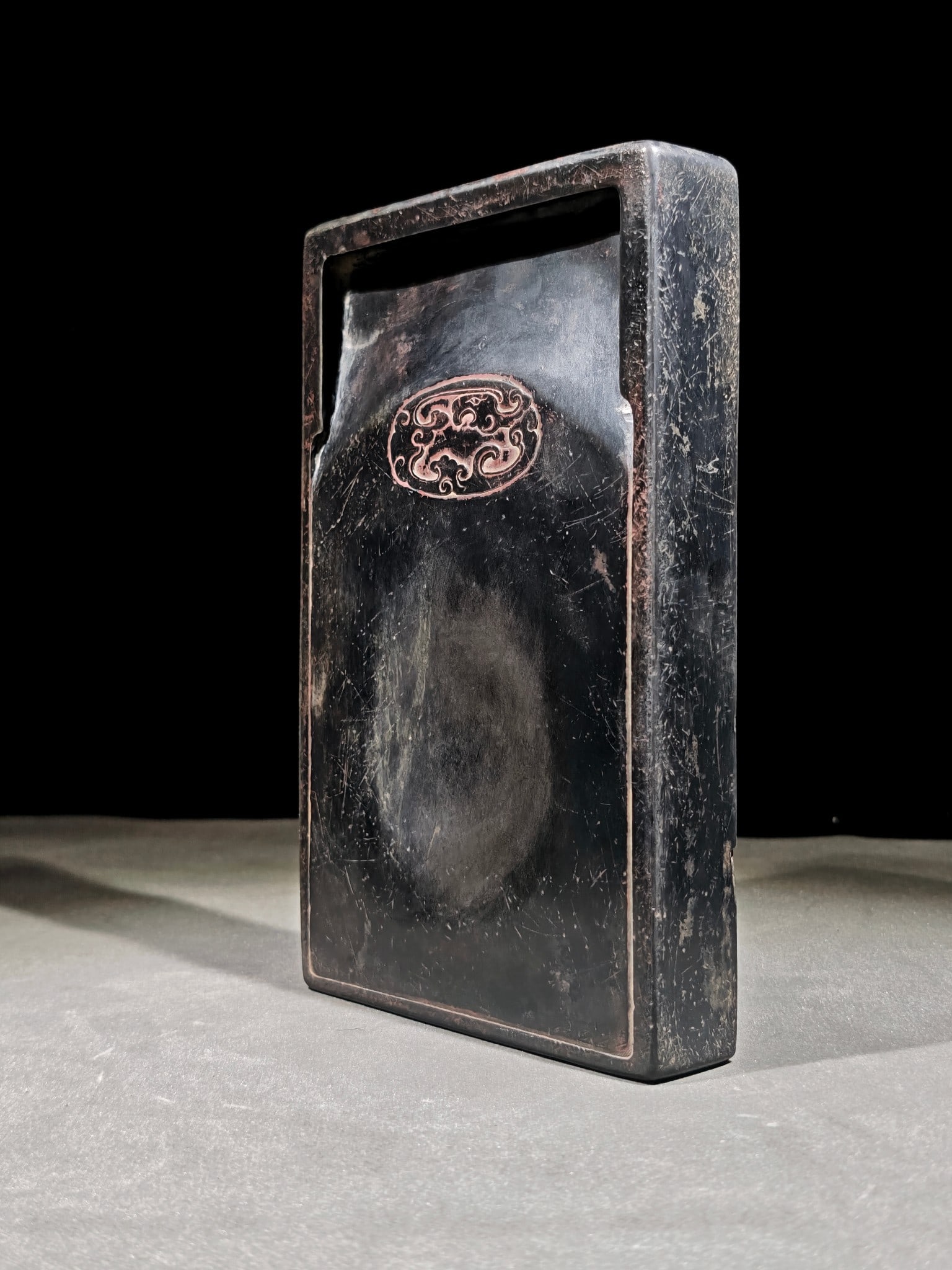 An Exquisite Lotus Leaf Pattern Inkstone - 2