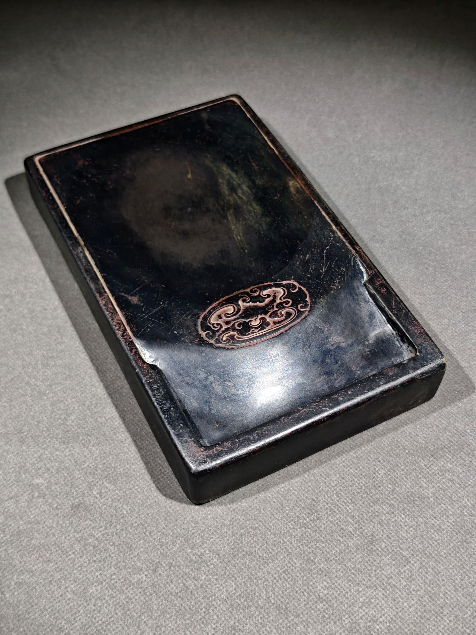 An Exquisite Lotus Leaf Pattern Inkstone - 6