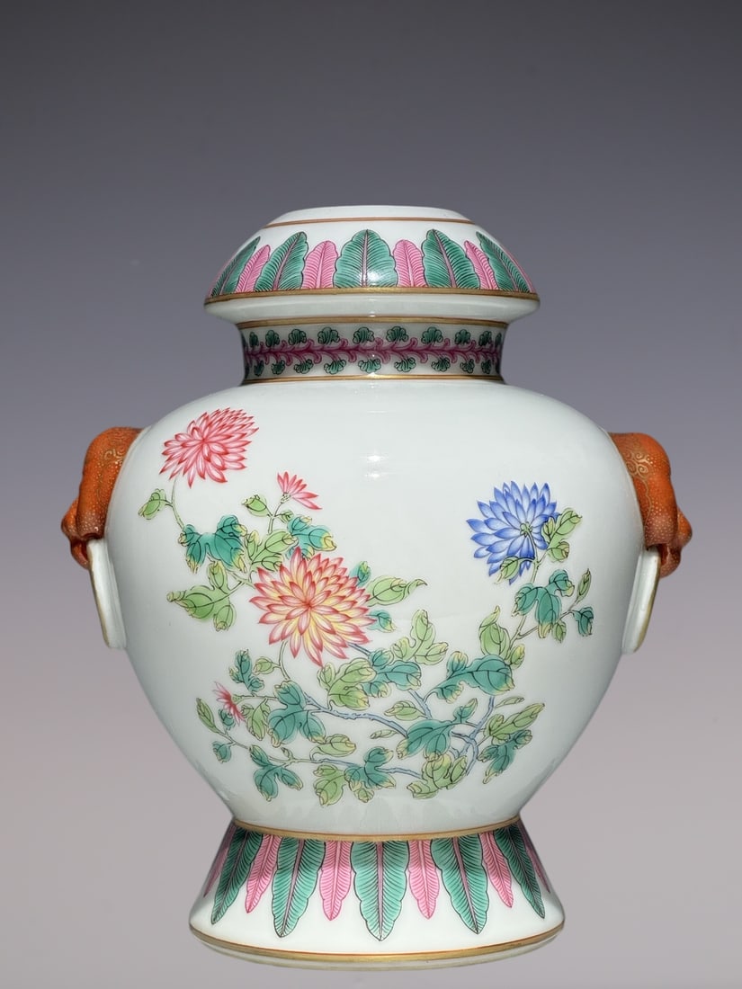 An Exquisite Famille-Rose Painted Gold Chrysanthemum Pattern Beast-Ears Vase: An Exquisite Famille-Rose Painted Gold Chrysanthemum Pattern Beast-Ears Vase,Qing Dynasty, China,Yongzheng Six-character