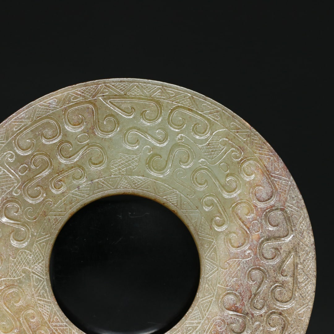 An Exquisite White Jade Dragon Pattern Pendant - 9