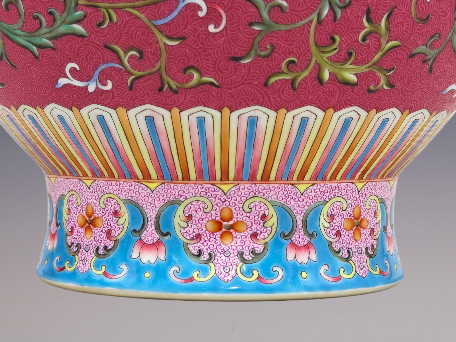 A Rare Enamel Ruby Red-Glazed Lotus Pattern Jar with Cover - 6