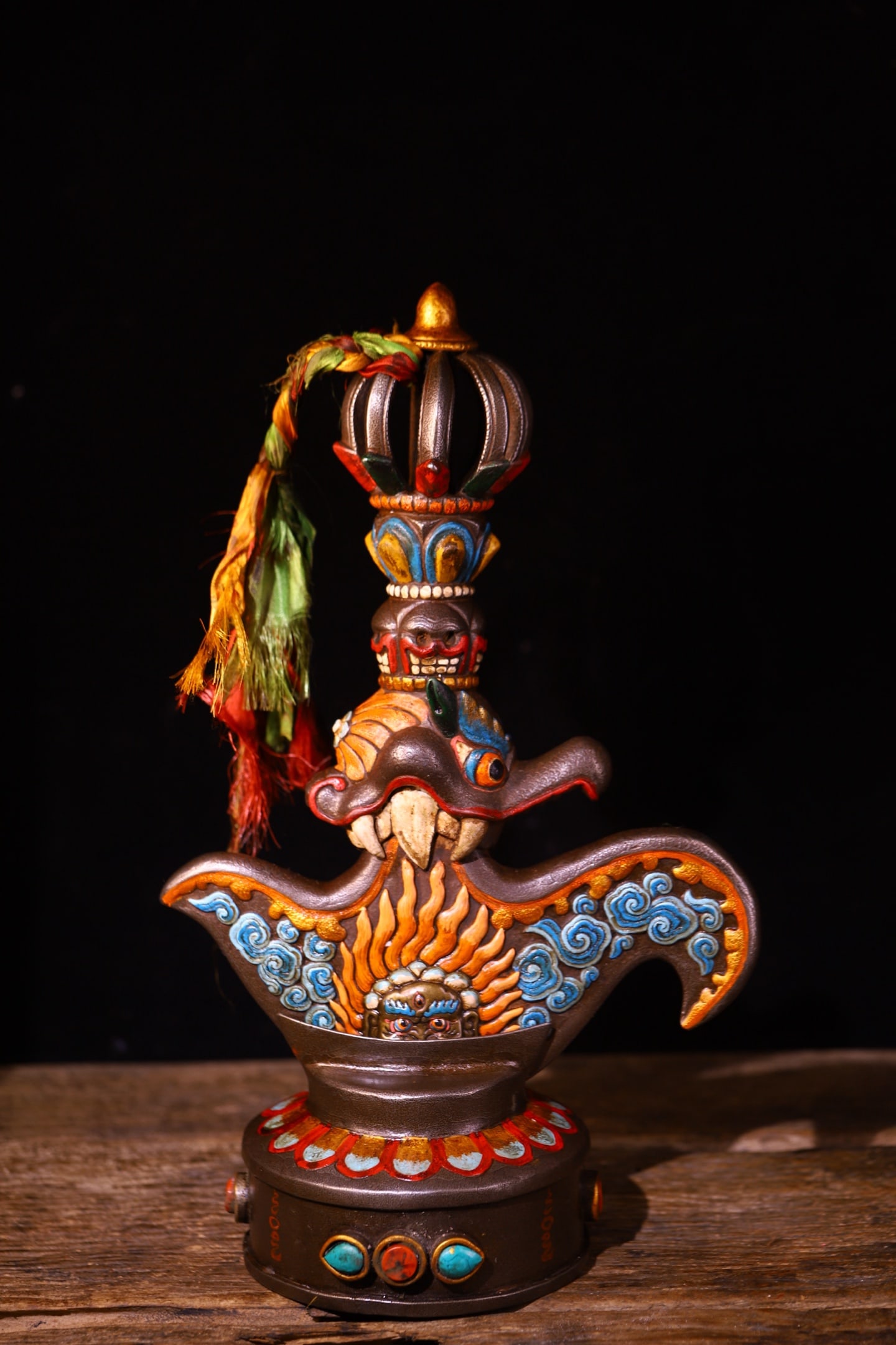 A Huge Bronze Painted Color Statue of Garu?a Pattern Vajry Pestle: A Huge Bronze Painted Color Statue of Garu?a Pattern Vajry Pestle,Qing