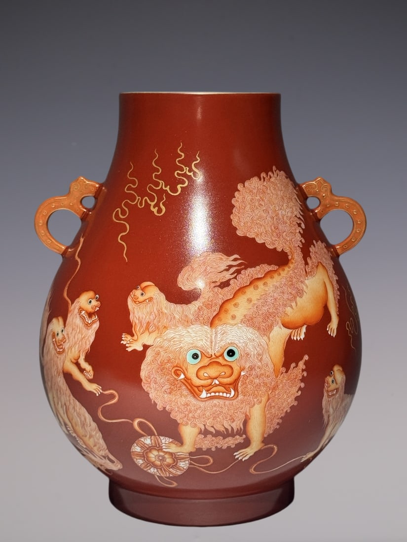 An Exquisite Coral Red Ground Iron-Red Color Lion Pattern Double-Ears Vase: An Exquisite Coral Red Ground Iron-Red Color Lion Pattern Double-Ears Vase,Qing Dynasty, China,Yongzheng Six-character