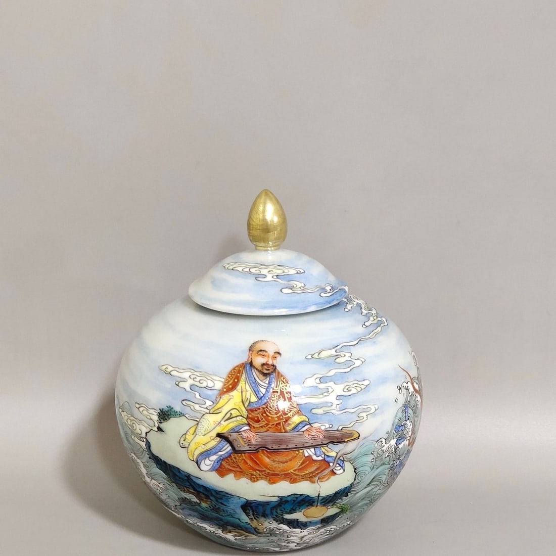 An Exquisite Famille‑Rose Arhat Pattern Jar: An Exquisite Famille‑Rose Arhat Pattern Jar,Qing Dynasty, China,Qianlong Six‑Character Mark,Size:3.3inx2.8in