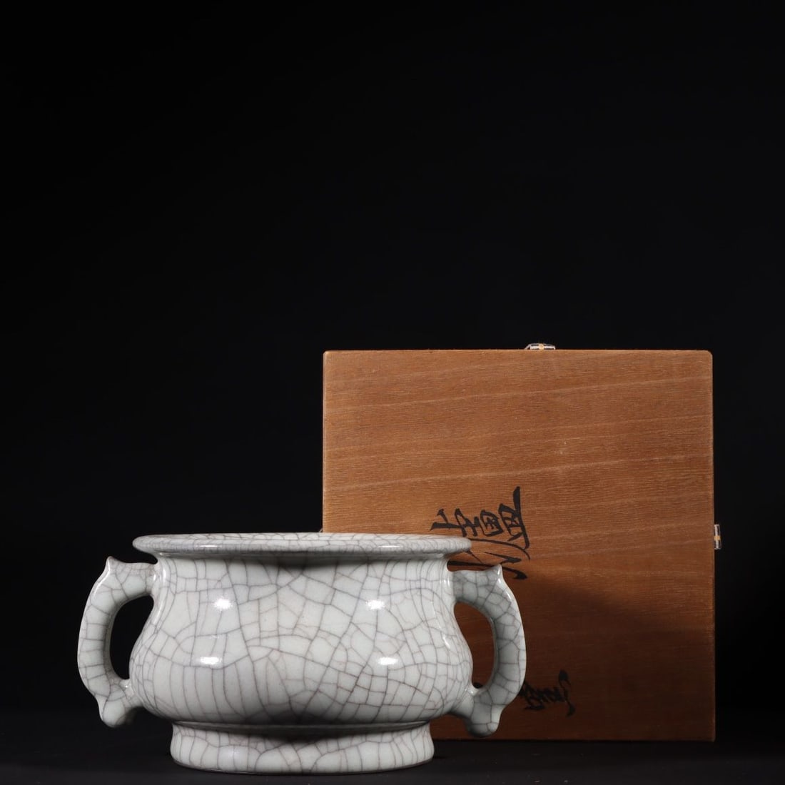 An Exquisite Guan Yao Double-Ears Censer with an Imperial Poem by Emperor Qianlong: An Exquisite Guan Yao Double-Ears Censer with an Imperial Poem by Emperor Qianlong,Song Dynasty, China,Size:3.7inx7.7in