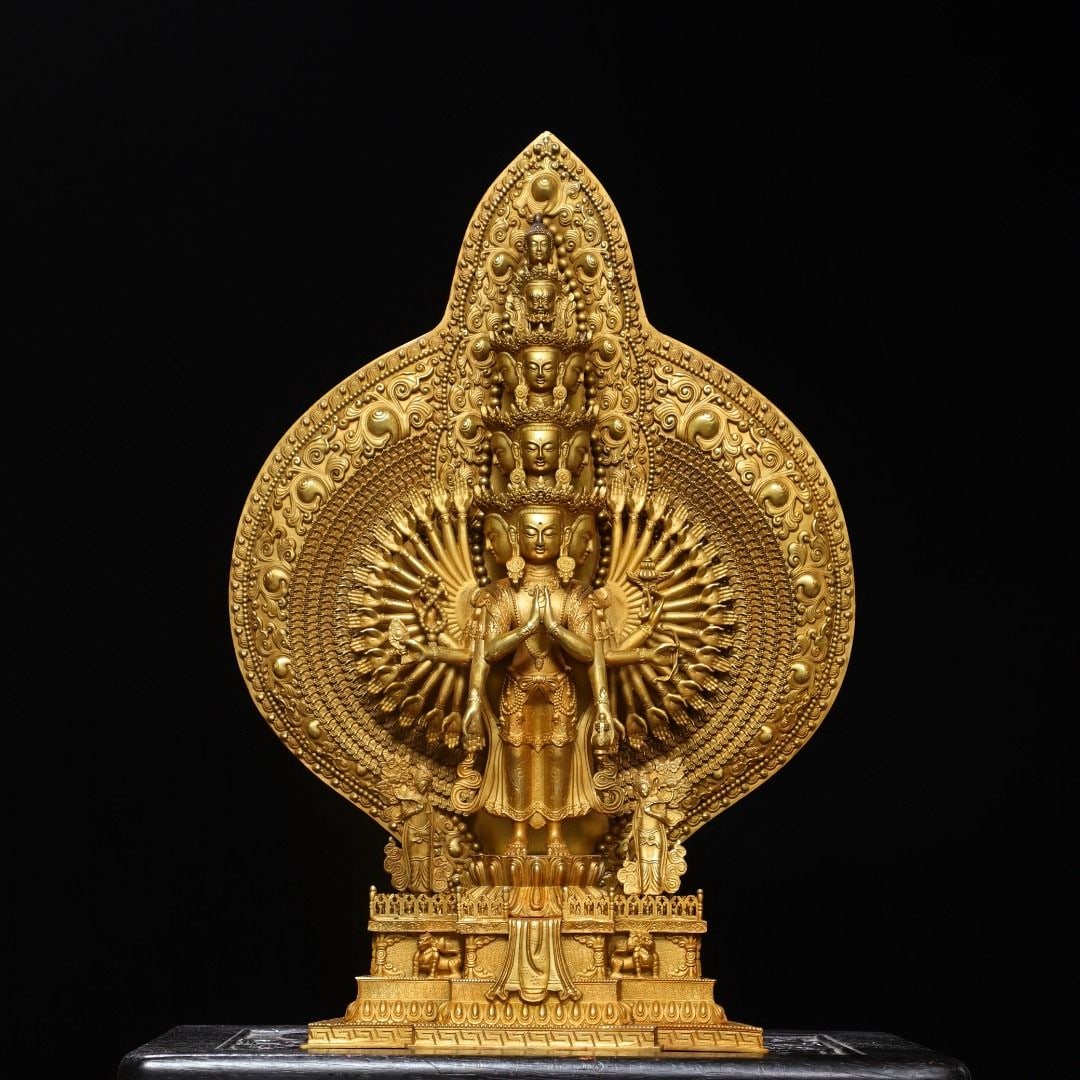 An Exquisite Gilt Bronze Thousand-hand Guanyin Ornament: An Exquisite Gilt Bronze Thousand-hand Guanyin Ornament,Qing Dynasty, China,Size:19.7inx9.1inx4.7in,Weight:5250g