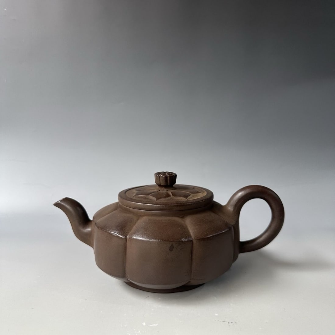 An Exquisite Zisha Melon Prismatic Teapot (1 of 9)