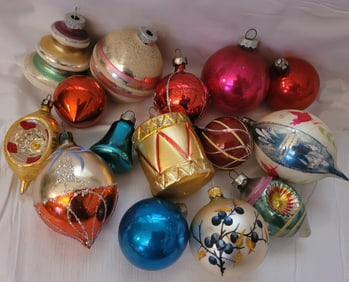 Vintage Christmas Ornaments Mixed Lot 15