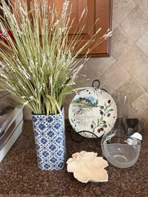 Lot of Miscellaneous Decor