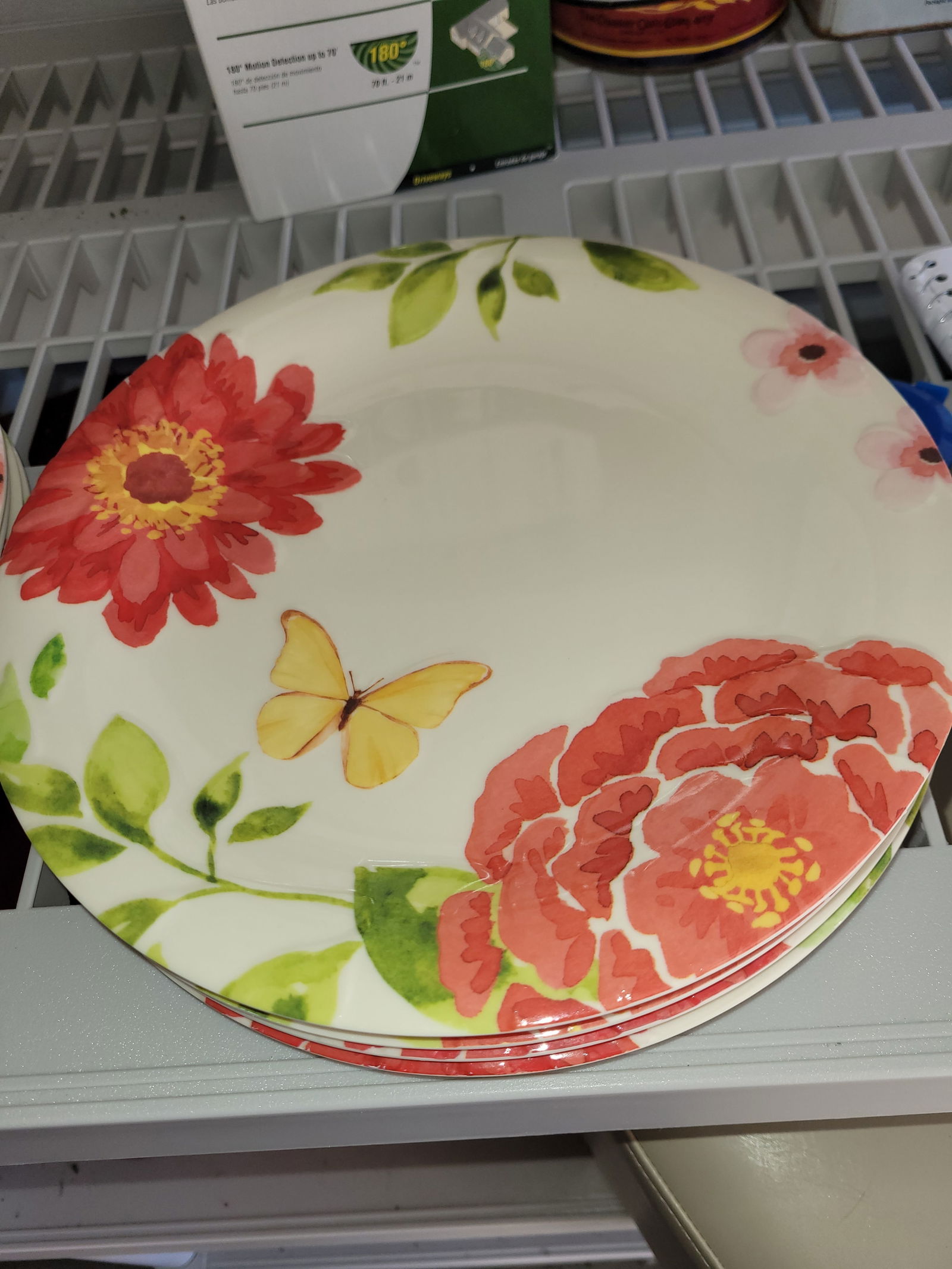 Set 10 Spring Melamine Dinner Plates Bed Bath & Beyond: Set of 10 plates. 10" Diameter Melamine.Spring Flowers