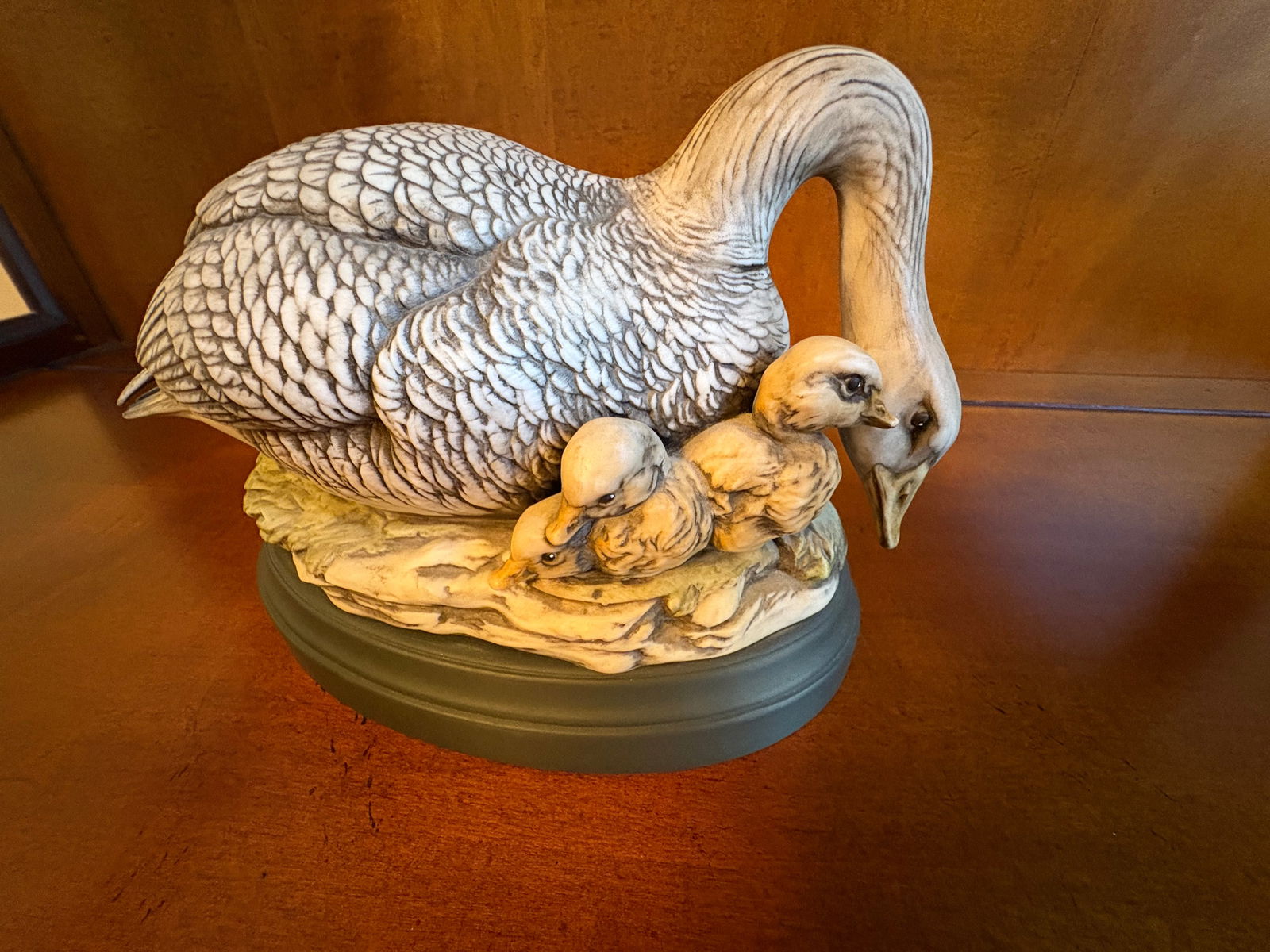 Edgerton Pottery - Porcelain Duck Family: In Excellent Condition. Marked Edgerton Pottery. Adorable Duck Family