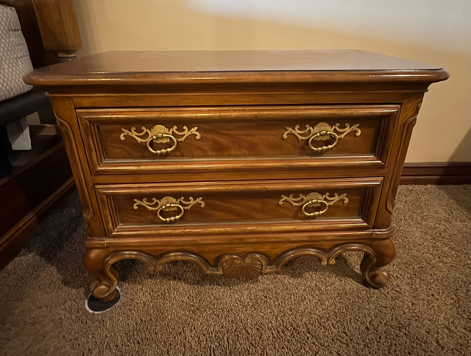 Lot of 2 Drexel Heritage Brittany Collection Nightstands (1 of 2)