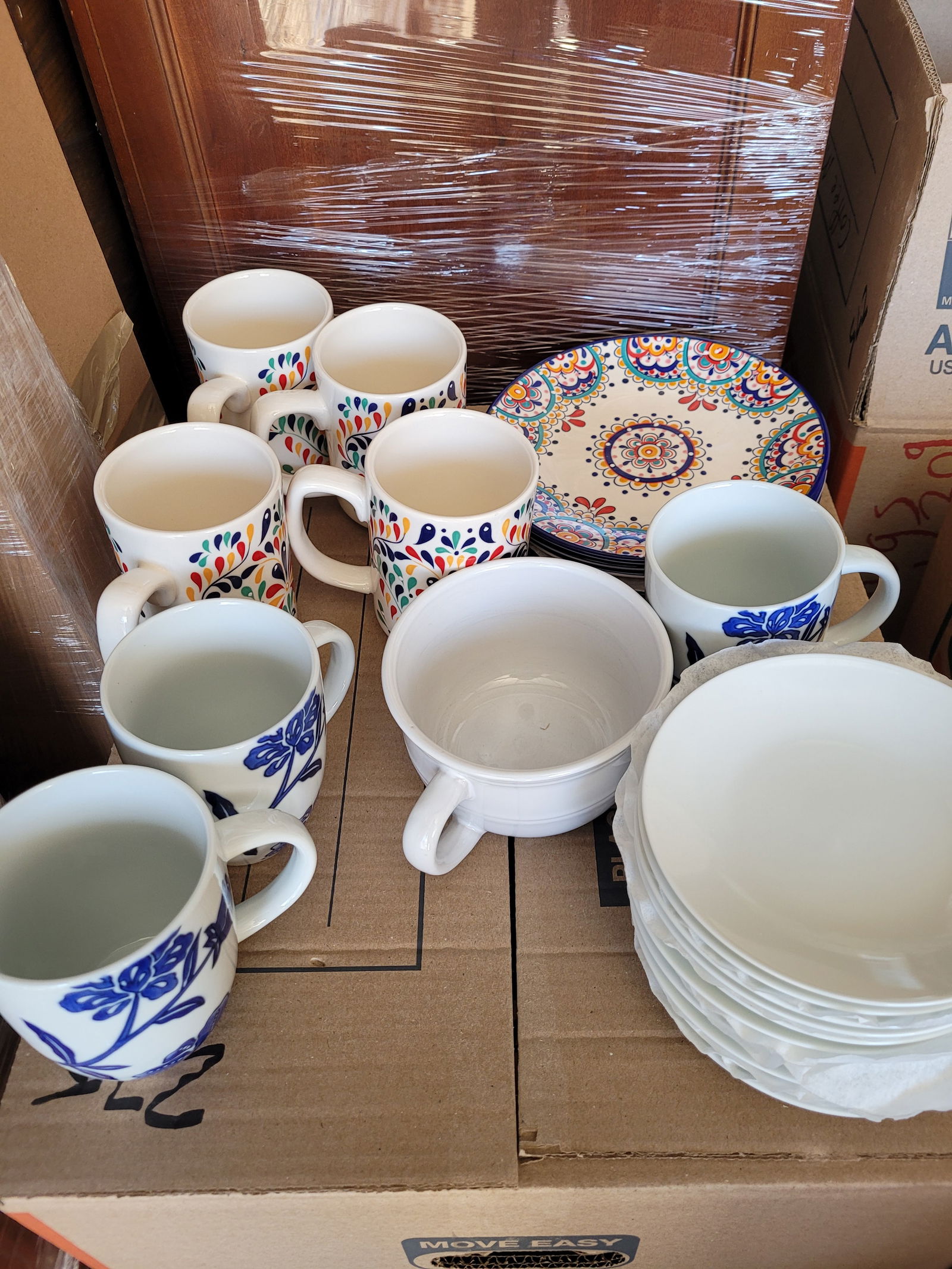 23pc Set Dash of That Plates Etc (1 of 8)