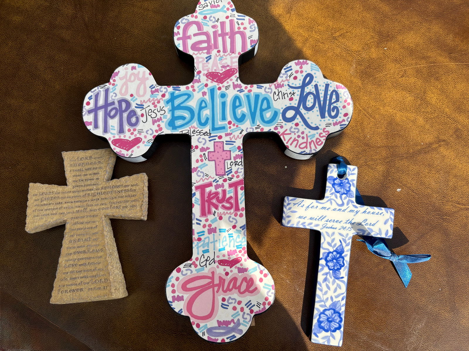 Lot of Religious Decor (1 of 1)