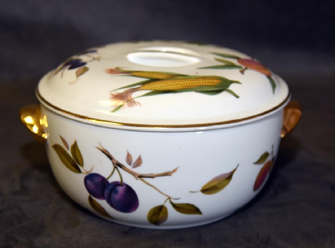 Royal Worcester Evesham Covered Casserole (1 of 4)