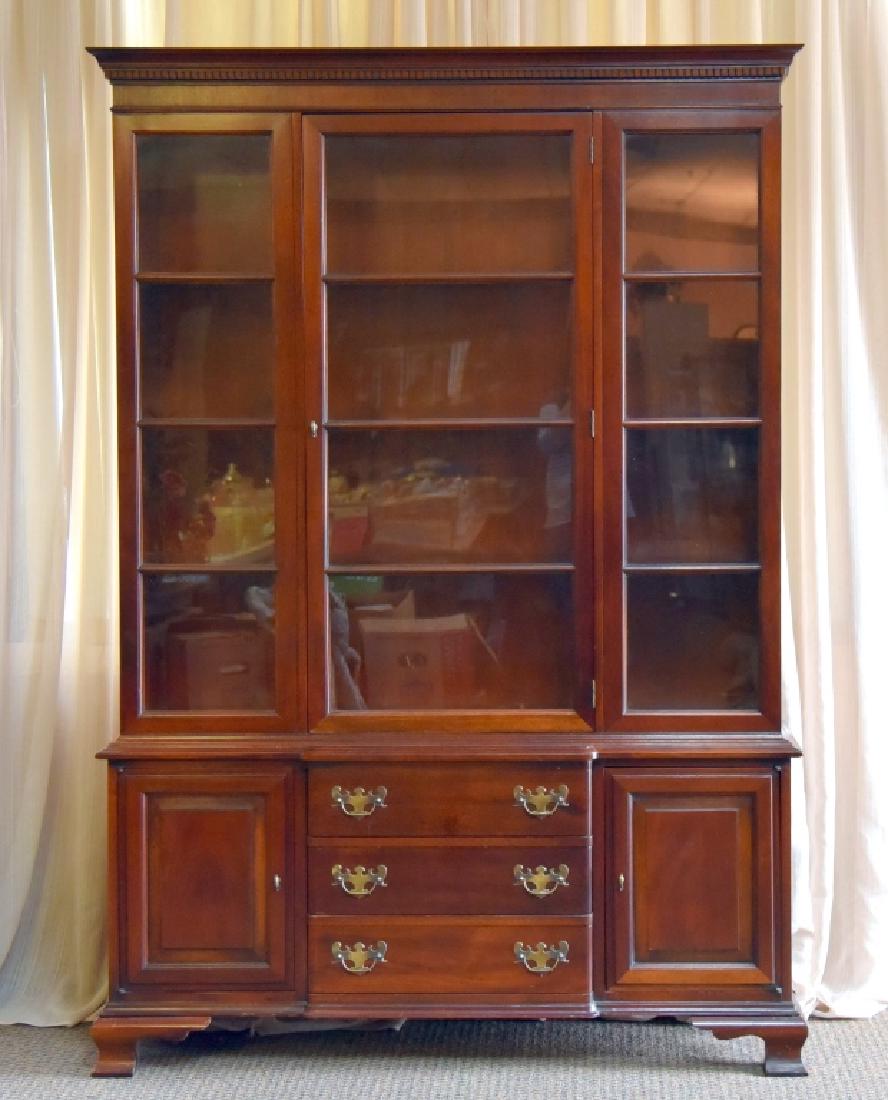Vintage One Piece China Cabinet (1 of 3)