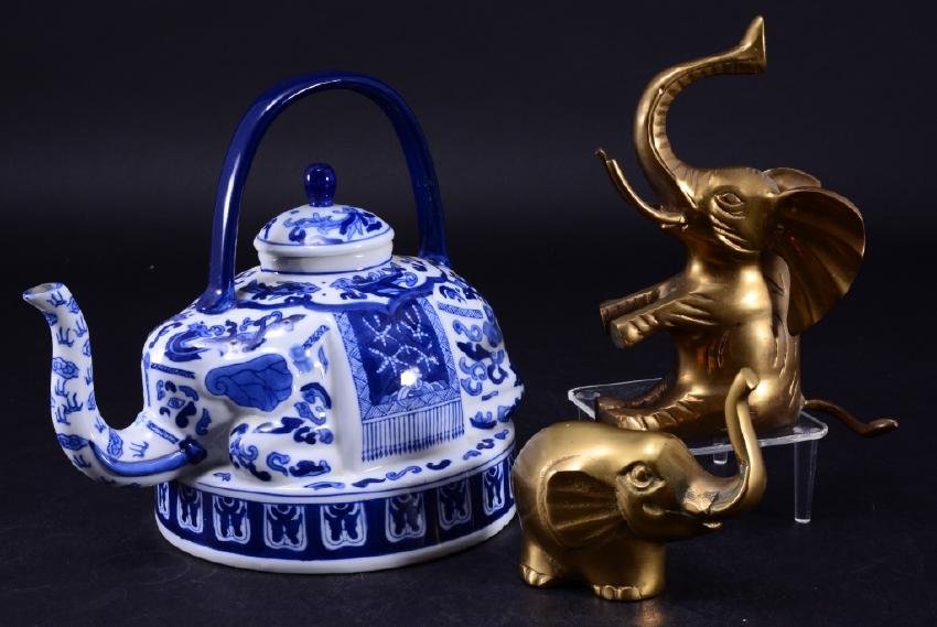 Ceramic Elephant Teapot & 2 Brass Elephants (1 of 8)
