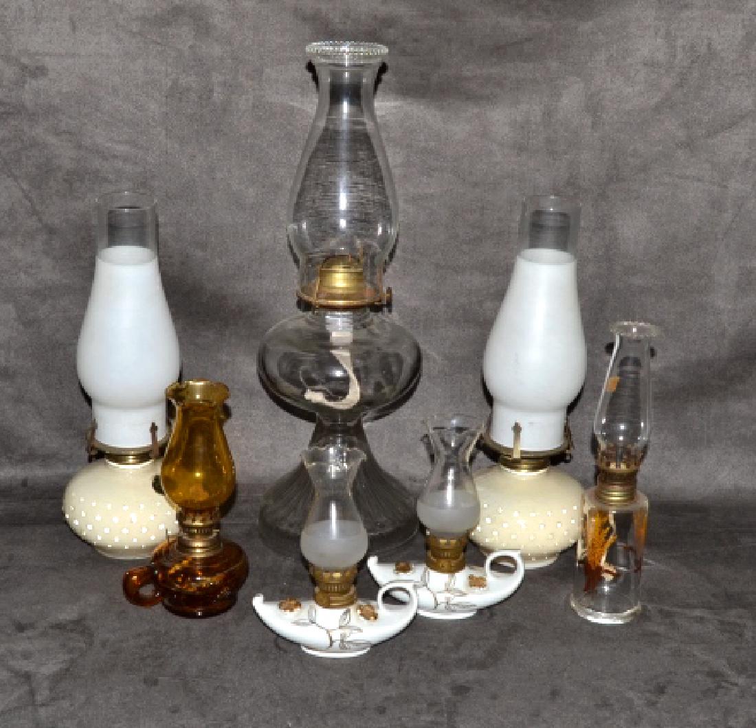 Oil Lamp Lot: Tallest 18" high, two Farms Lamplight 13.25" high, small lamps including floral (tallest 10" high, amber & 2 Aladdin lamps.